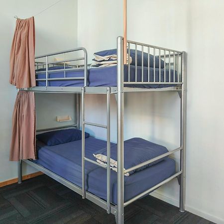 Metro Adventurer Backpackers Hostel Auckland Exterior photo