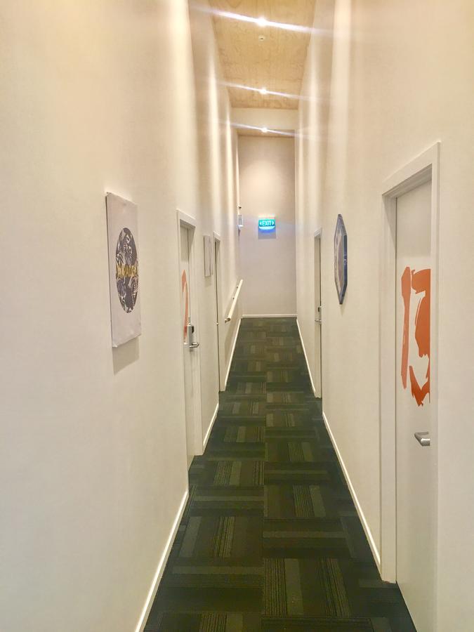 Metro Adventurer Backpackers Hostel Auckland Exterior photo